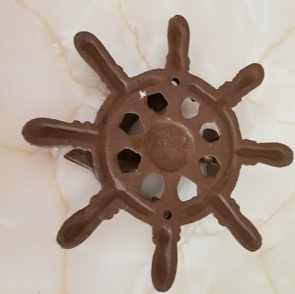 NAUTICAL HELM & ANCHOR HEAVY METAL DOOR KNOCKER 7" DIAMETER - Picture 2 of 4